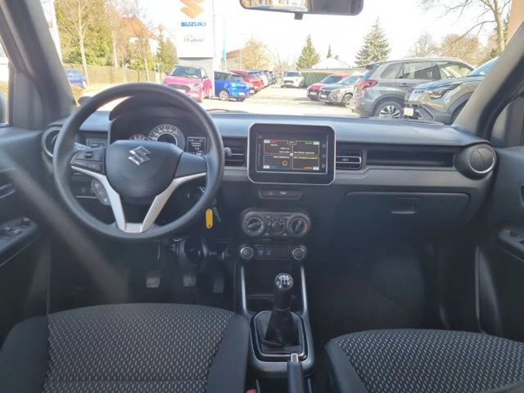 Suzuki Ignis