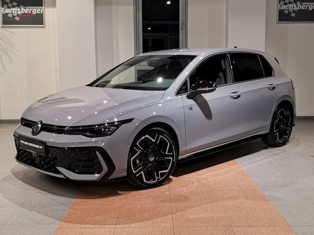 Volkswagen Golf DSG Style R-Line