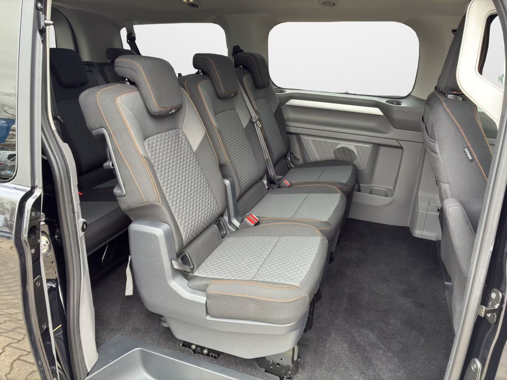 Volkswagen Caravelle