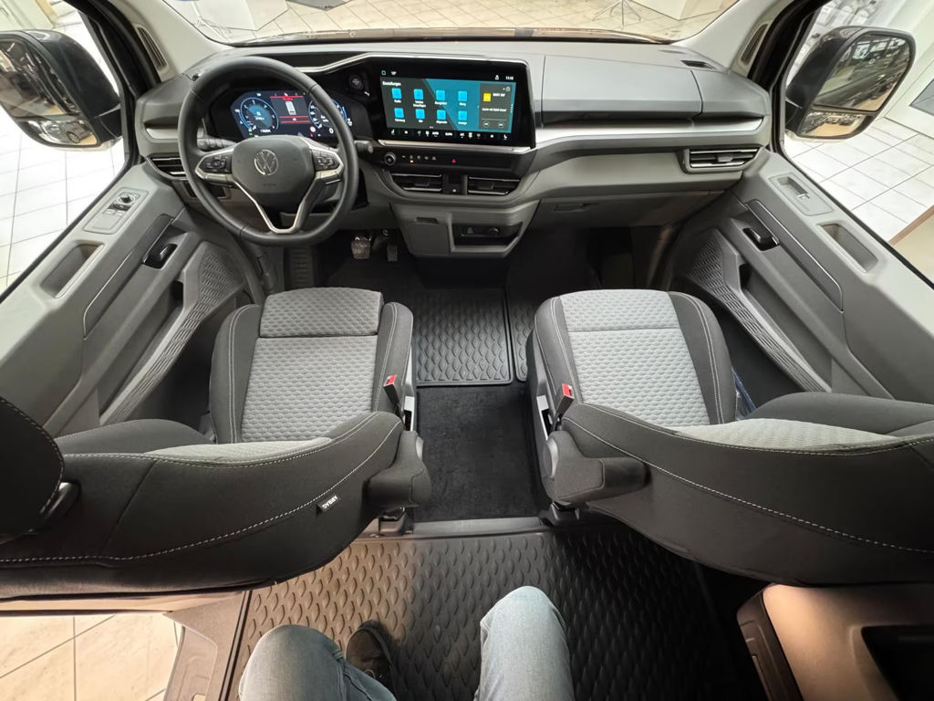 Volkswagen Caravelle