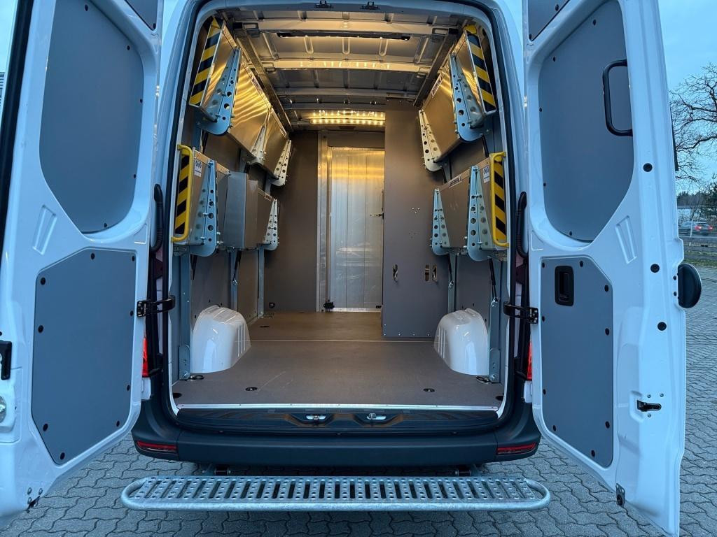 Mercedes-Benz eSprinter