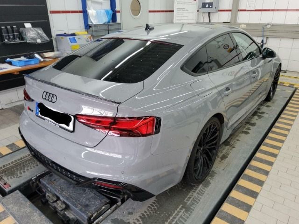 Audi RS5