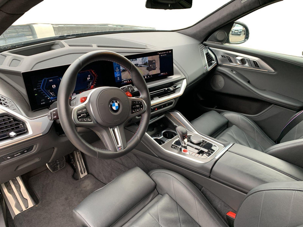 BMW XM