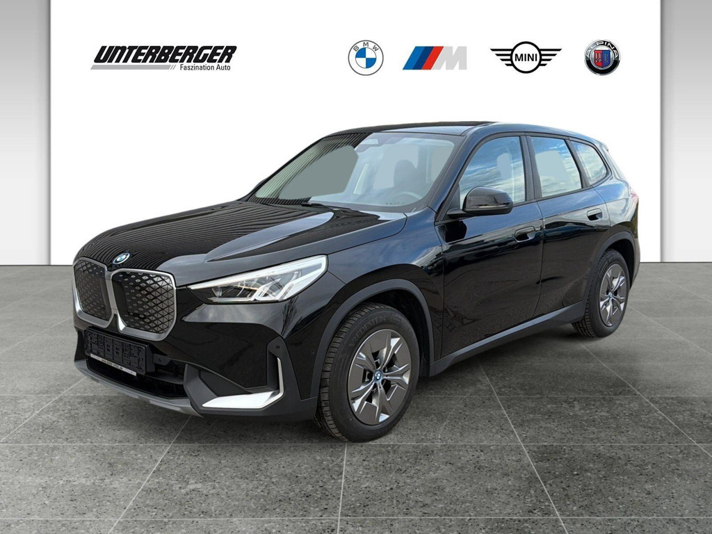 BMW iX1 xDrive30