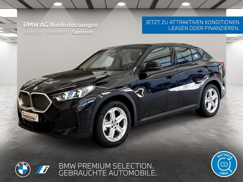 BMW iX2 xDrive30