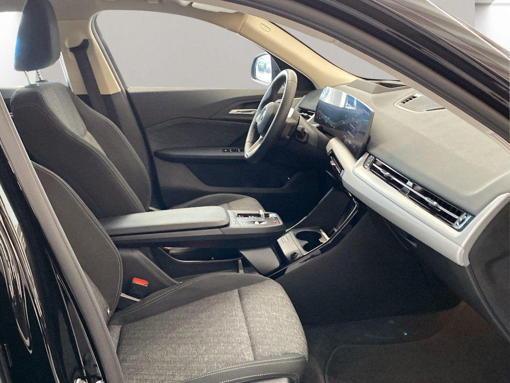 BMW iX2