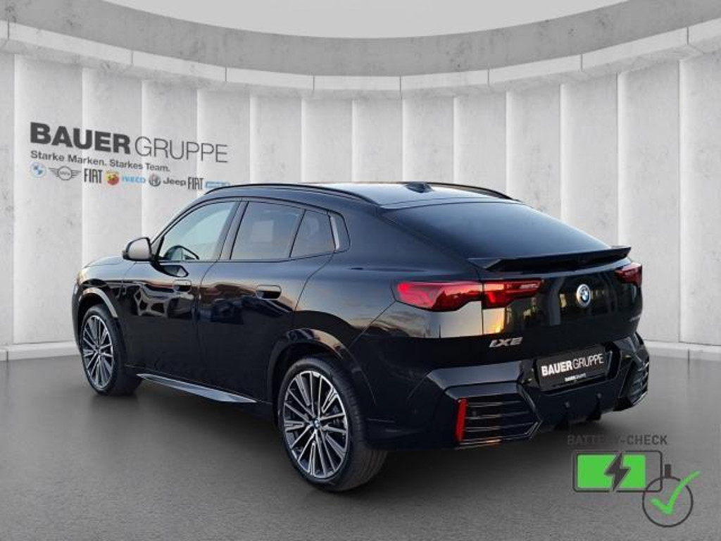 BMW iX2