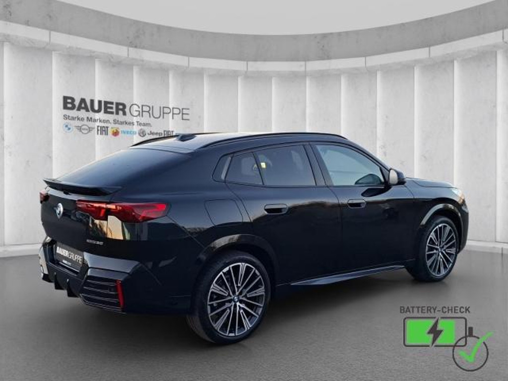 BMW iX2