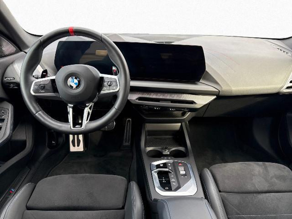 BMW M235