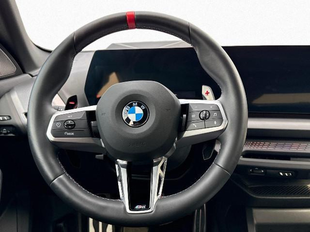 BMW M235