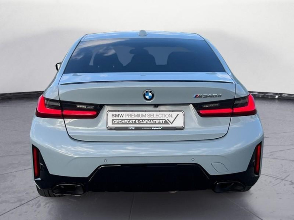 BMW M340