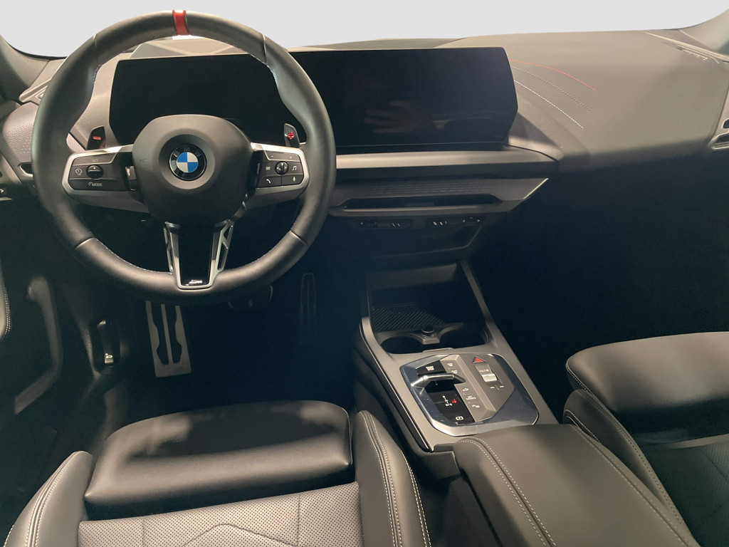BMW M235
