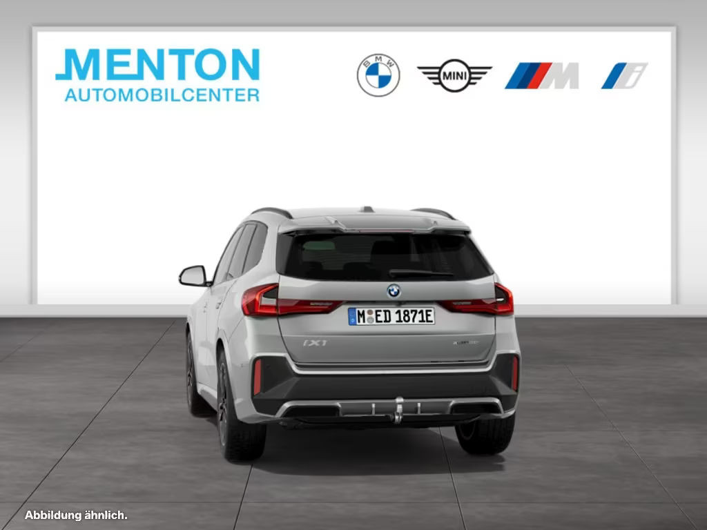 BMW iX1