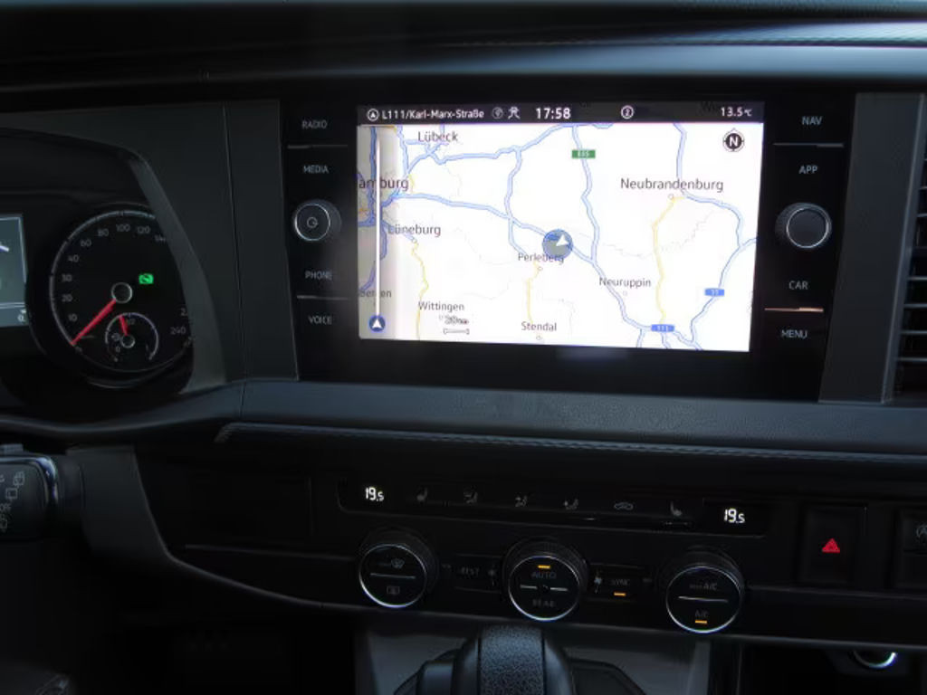 Volkswagen Caravelle