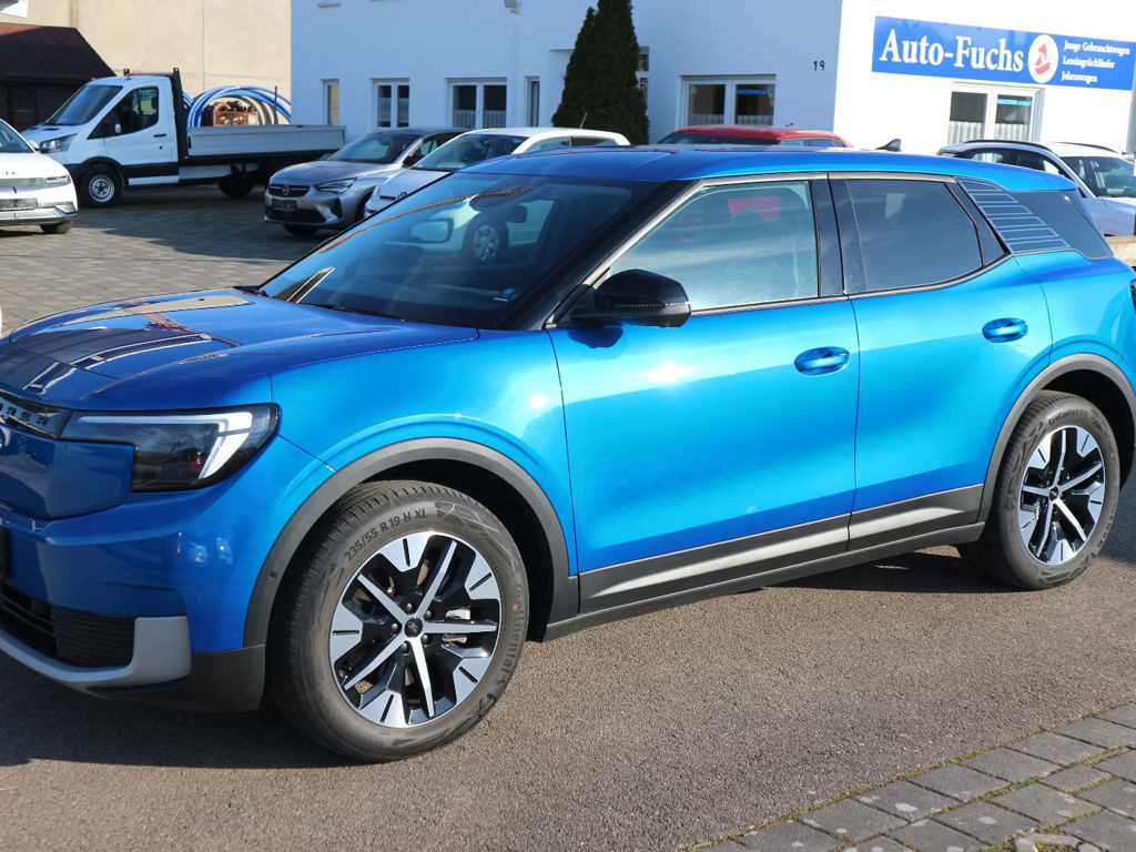 Ford Explorer AWD Extended range