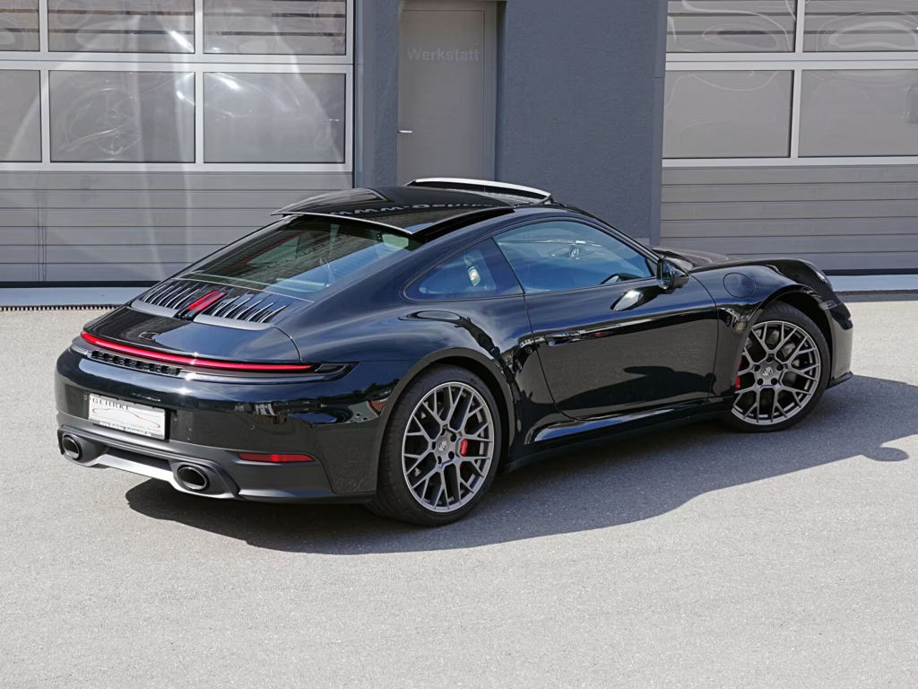 Porsche 992