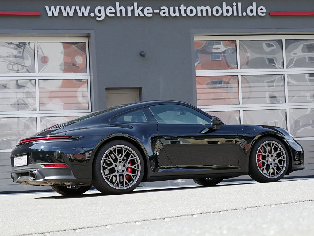 Porsche 992