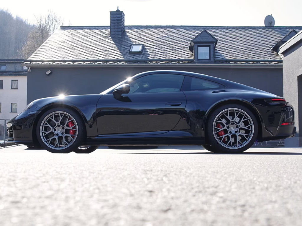 Porsche 992
