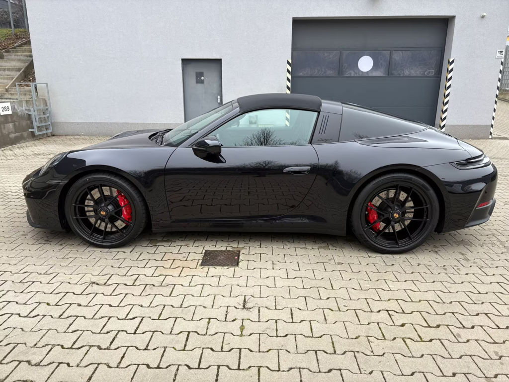 Porsche 992 Targa