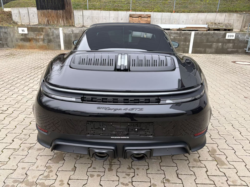 Porsche 992