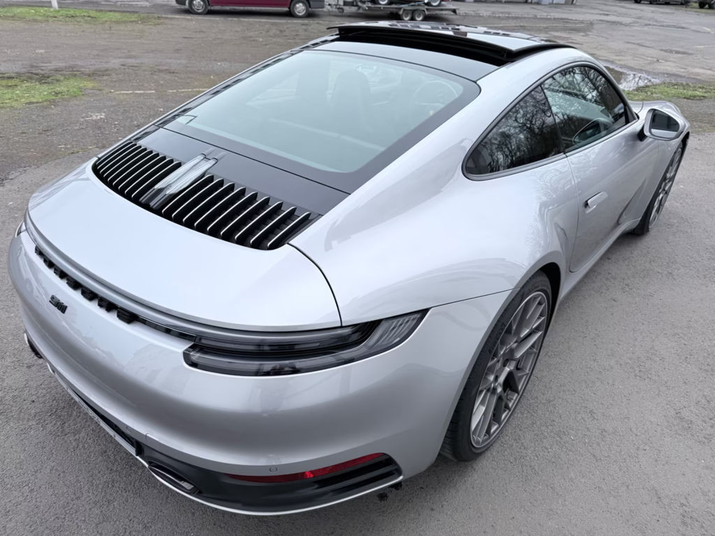 Porsche 992