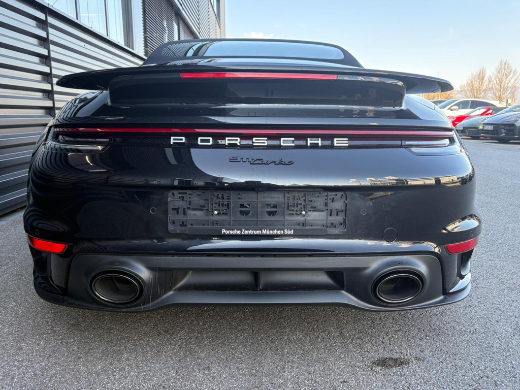 Porsche 992