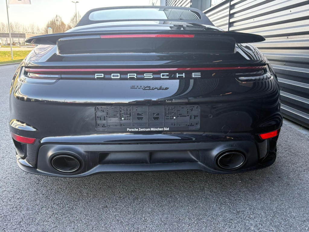 Porsche 992