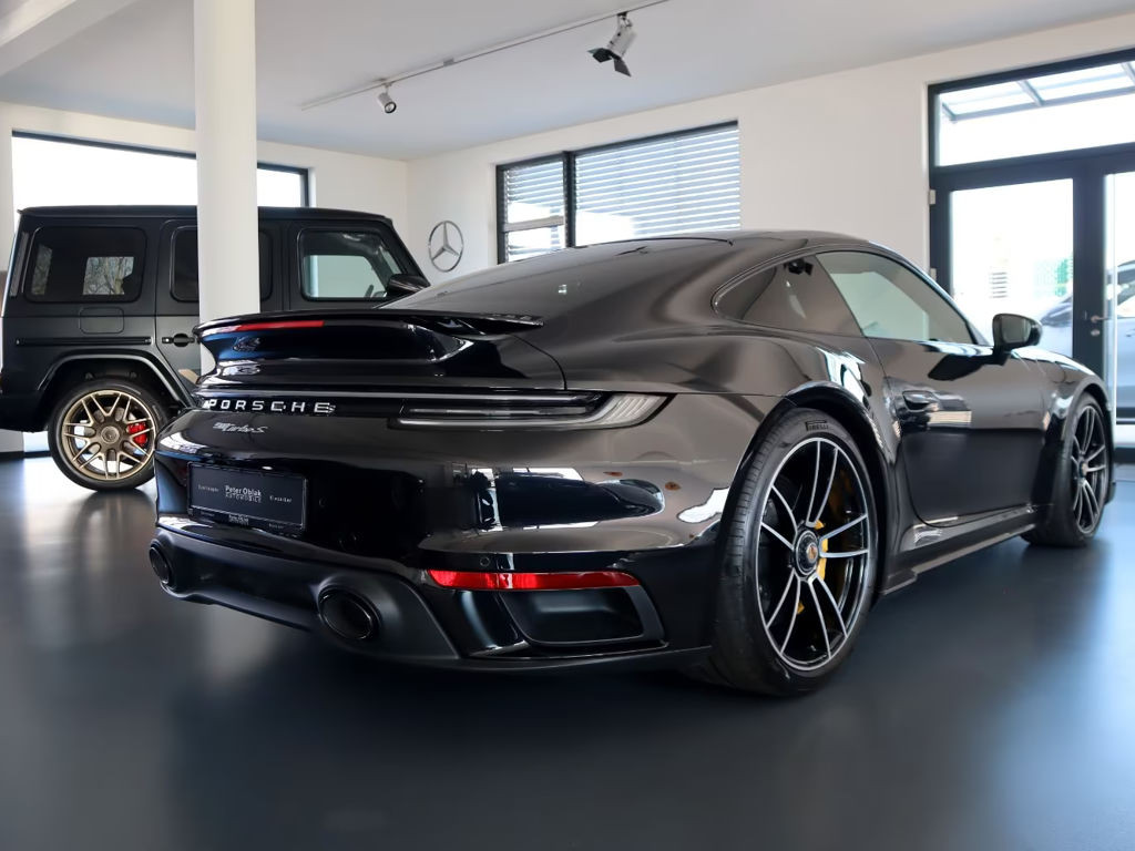 Porsche 992