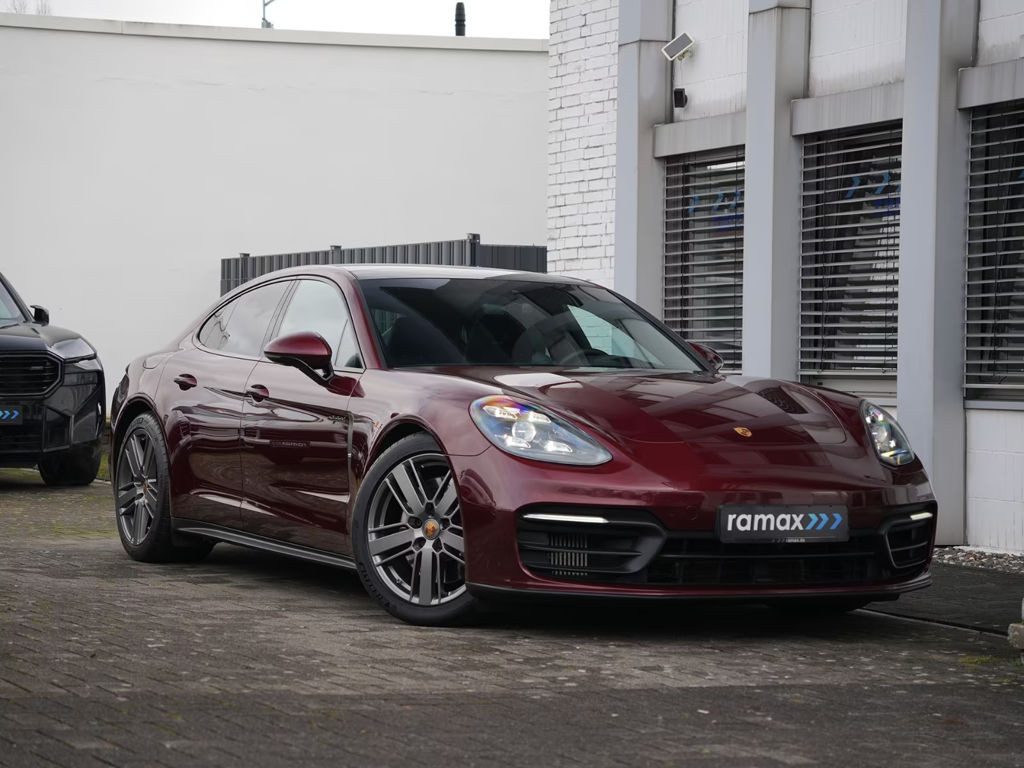Porsche Panamera E-Hybrid Platinum Edition 4