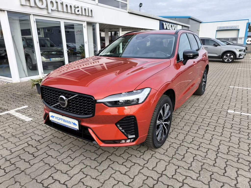 Volvo XC60 AWD Plus Dark