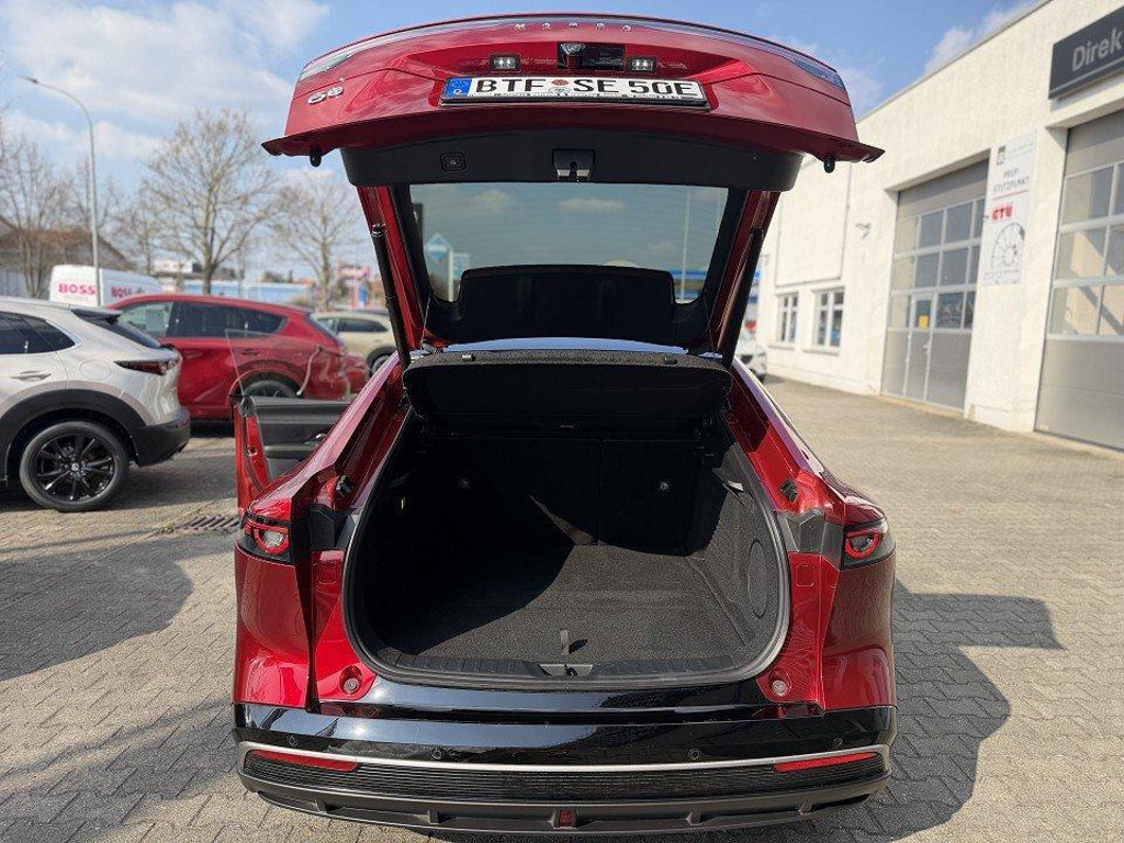 Mazda 6e