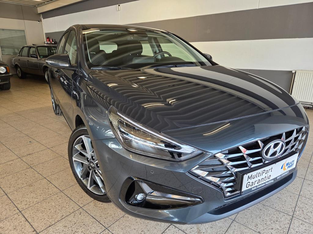 Hyundai i30 Trend Hybrid