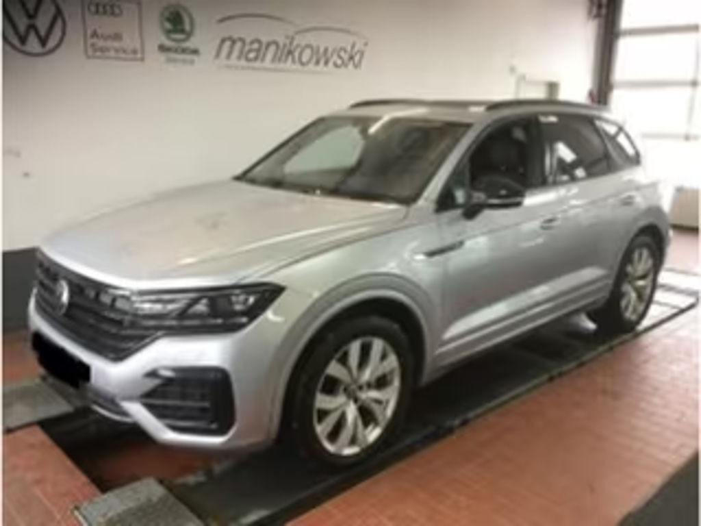 Volkswagen Touareg 4Motion R-Line 3.0 V6 TSI 3.0 V6 TDI