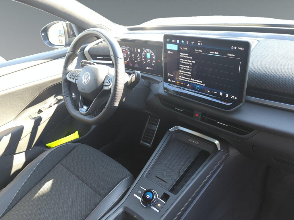 Volkswagen T-Roc DSG R-Line 1.5 eTSI