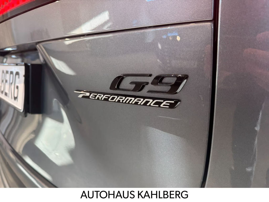 Xpeng G9
