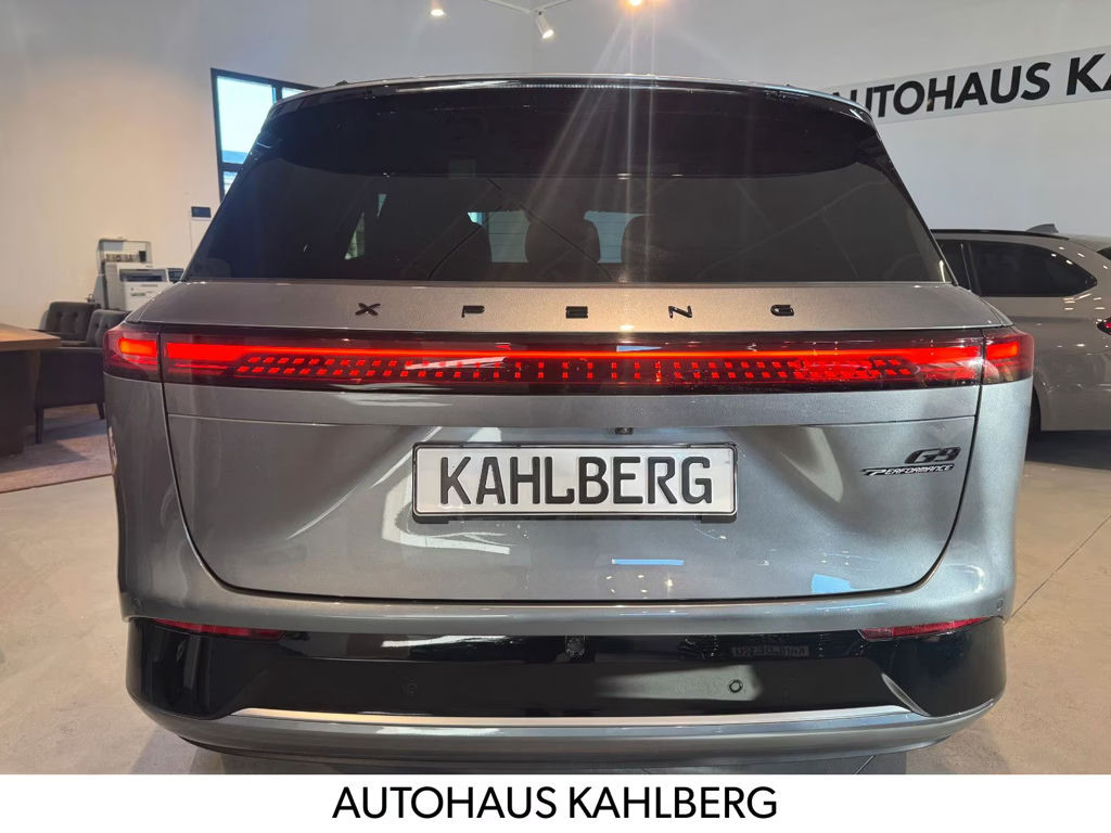 Xpeng G9
