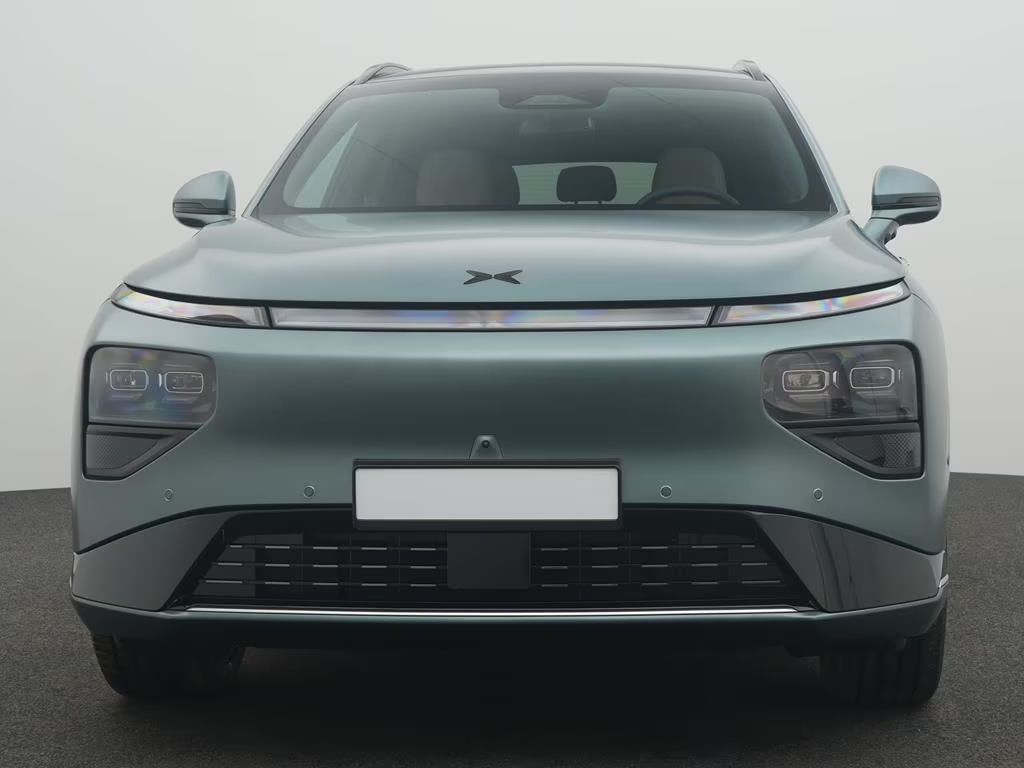 Xpeng G9