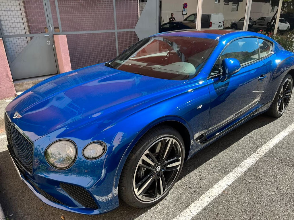 Bentley Continental GT V8
