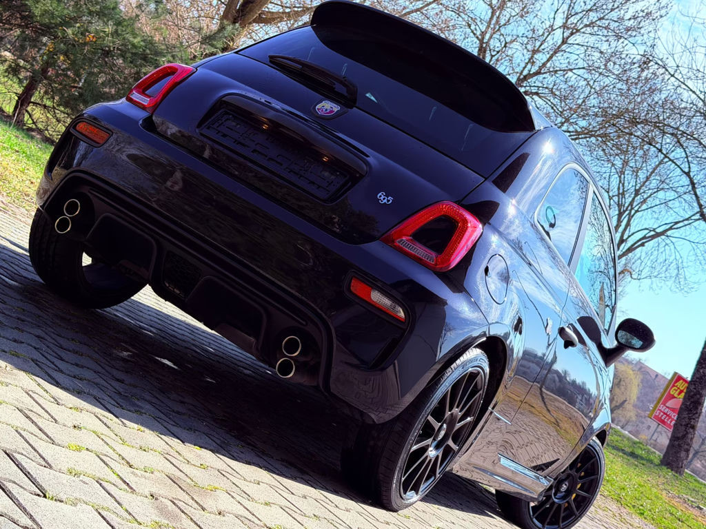 Abarth 695