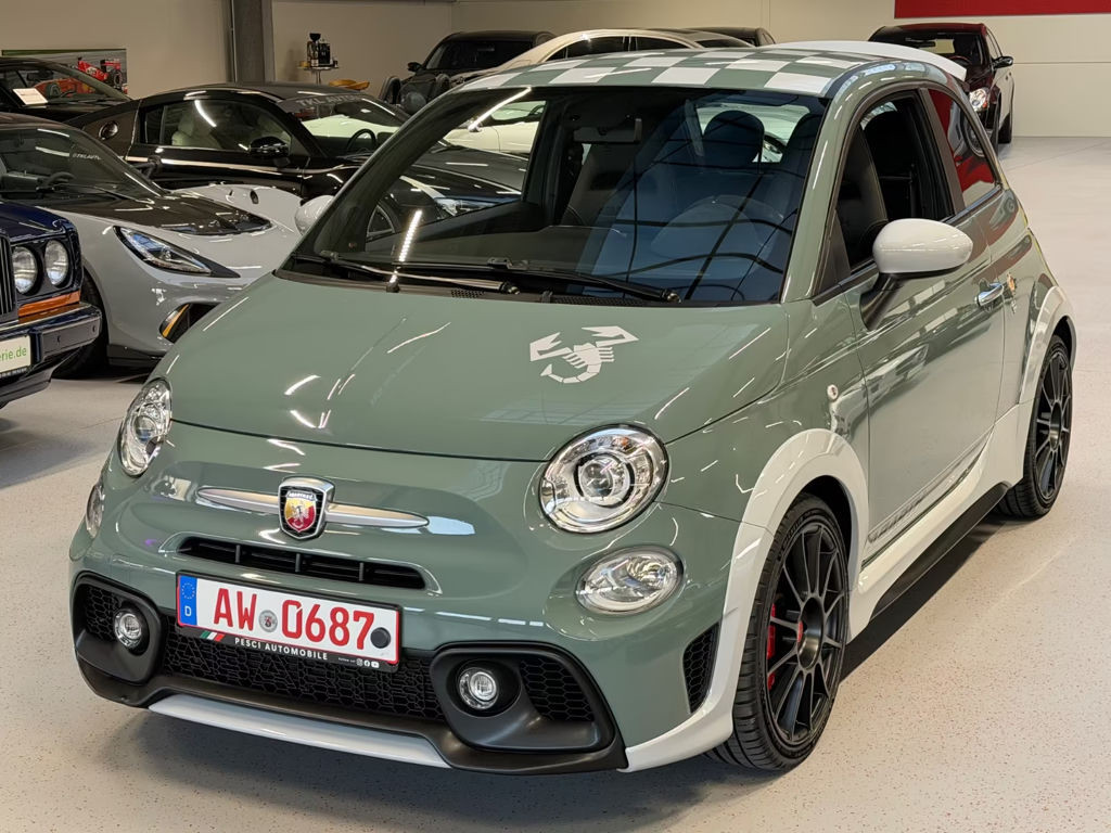 Abarth 695 70th Anniversario