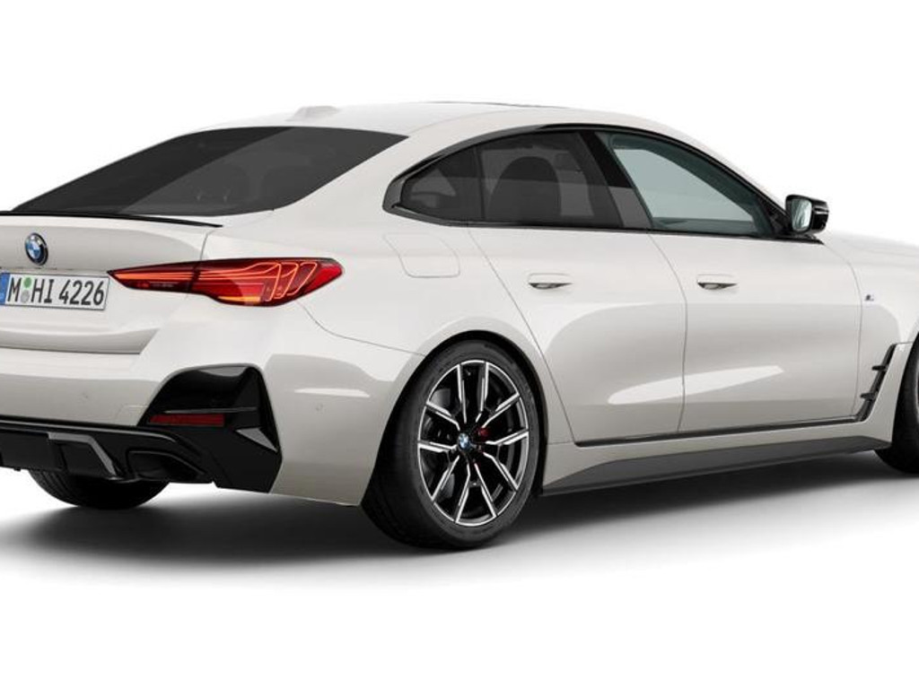 BMW M440