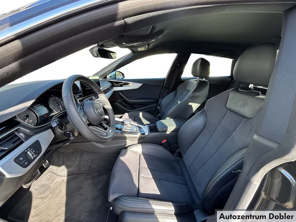 Audi S5