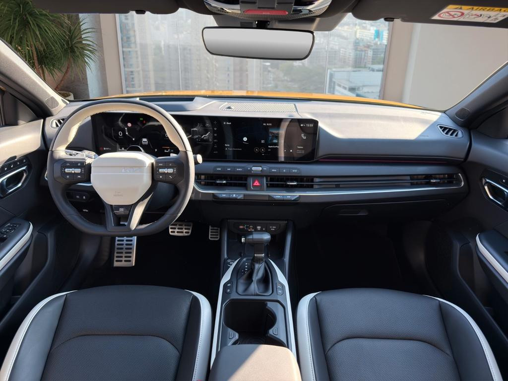 Kia K4