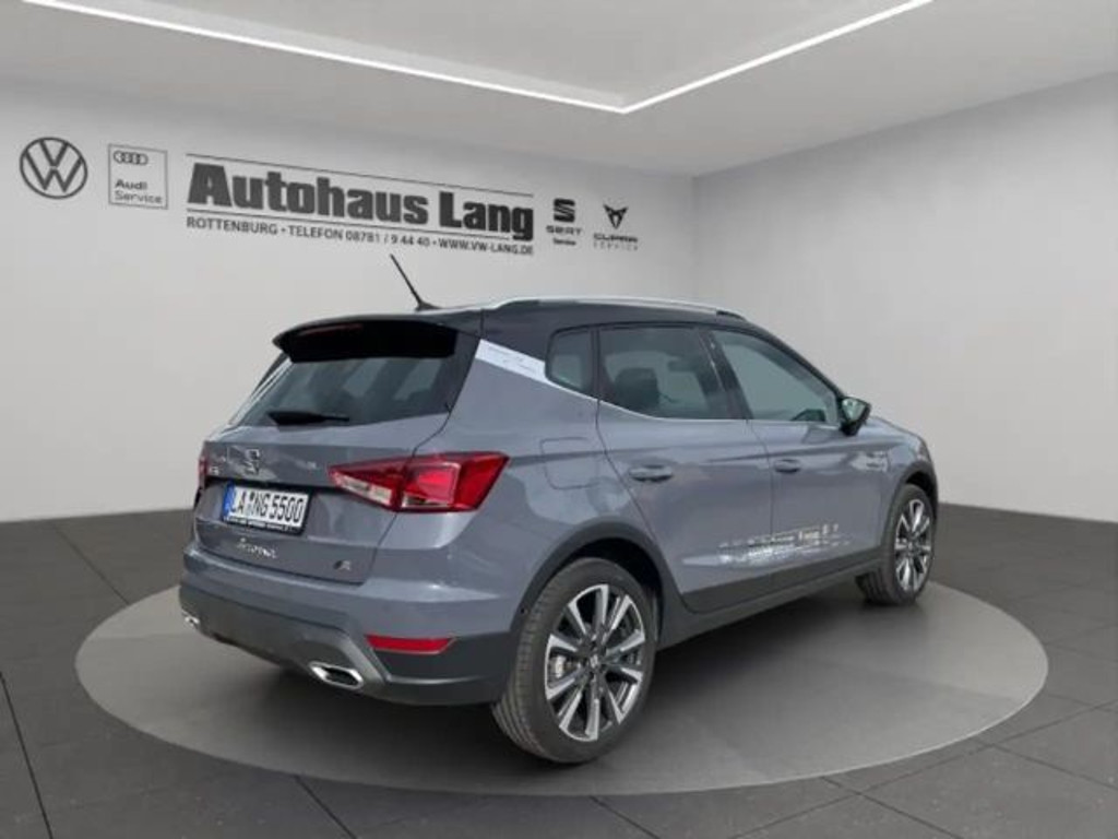 Seat Arona