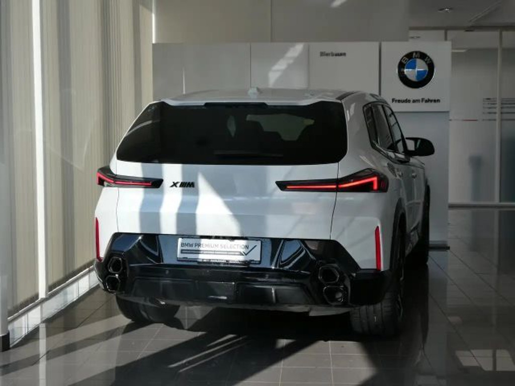 BMW XM