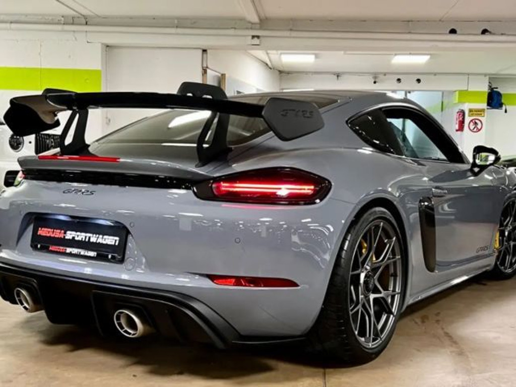 Porsche Cayman