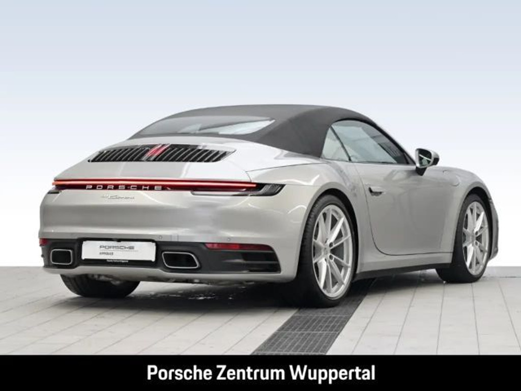 Porsche 992