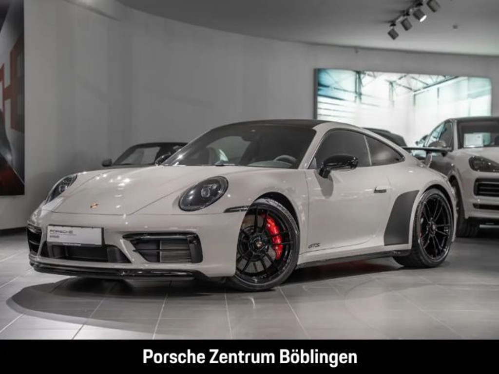 Porsche 992 GTS Carrera Coupé