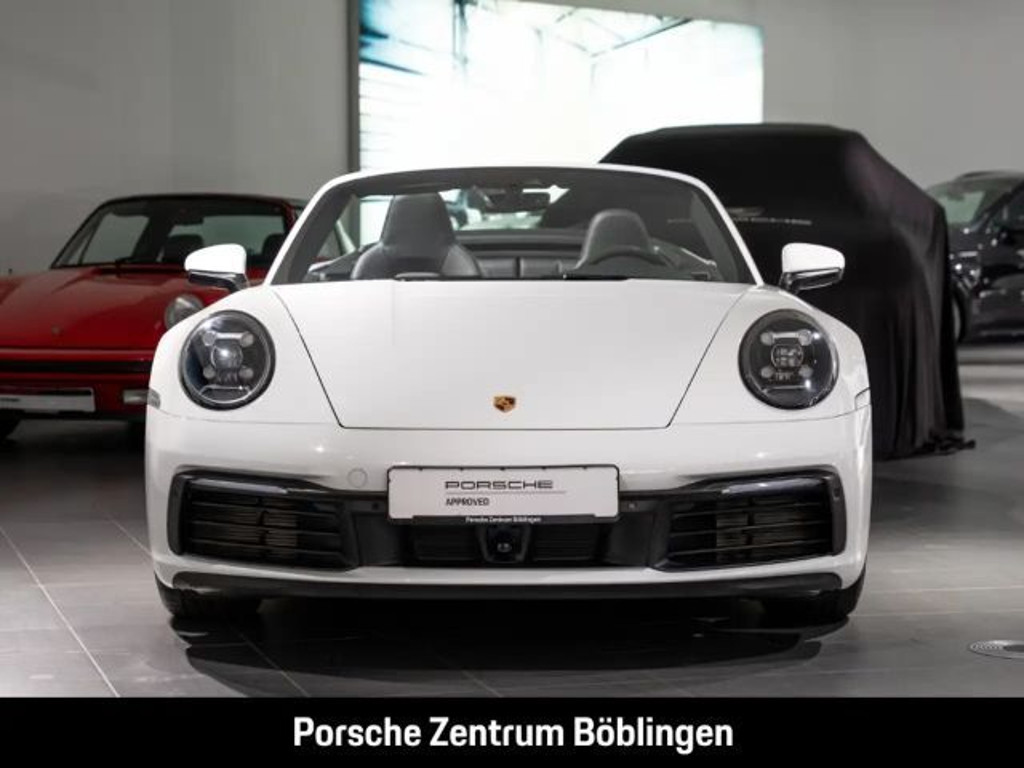 Porsche 992