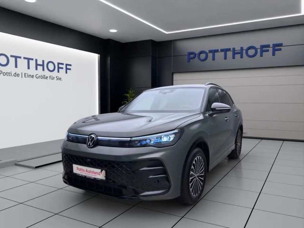 Volkswagen Tiguan DSG R-Line IQ.Drive 2.0 TDI